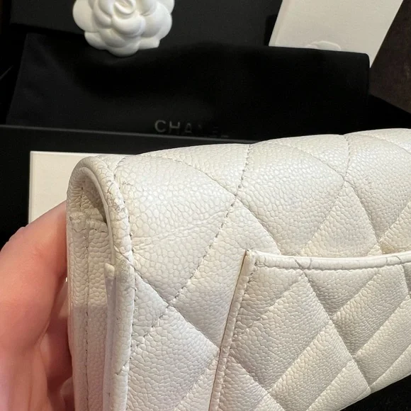 ** sold** Authentic Chanel Caviar wallet - Picture 6 of 8